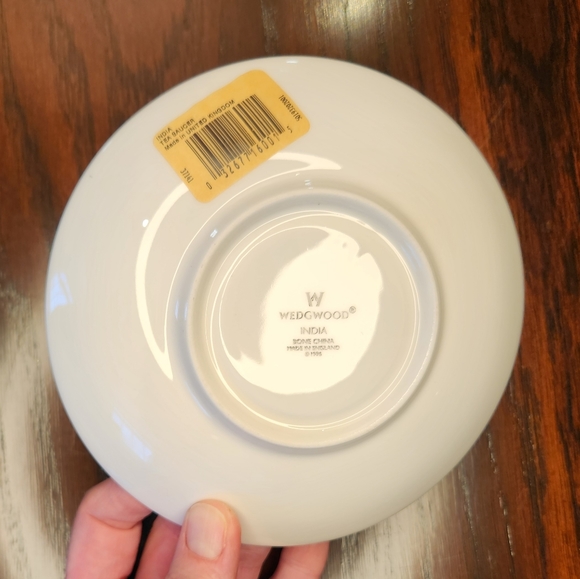 EUC Set of 4 Wedgewood Leigh Shape Footed Cup & Saucer Set 2 3/4 in - Picture 6 of 7